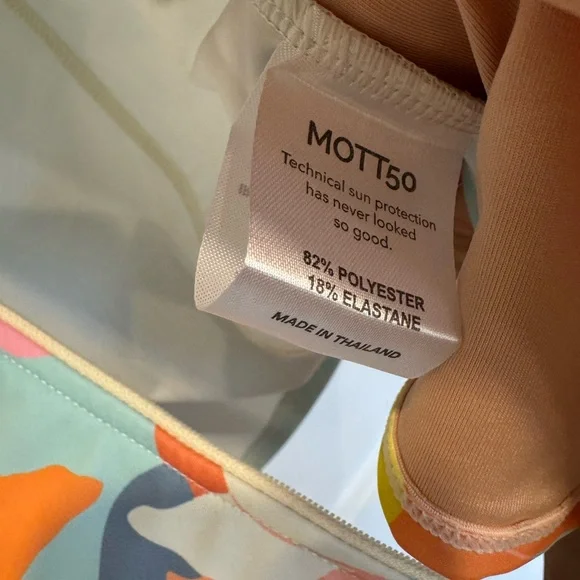 Mott50 Floral Rashguard size medium Sun protection - Picture 13 of 13